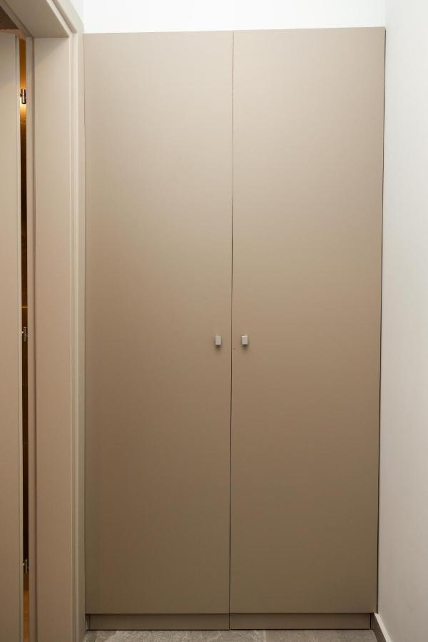Elegance Apartment 2 Bedroom Suites 테살로니키 외부 사진